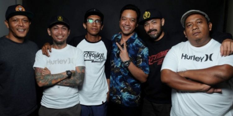Ini 7 grup musik Indonesia  dengan nama  hewan  unik  ya