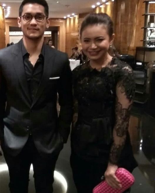 Ini gaya 7 seleb di resepsi Raisa dan Hamish, siapa paling kece?