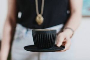 Kamu tak akan menyangka cangkir kopi ini terbuat dari bahan tak lazim