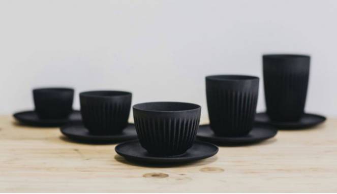 Kamu tak akan menyangka cangkir kopi ini terbuat dari bahan tak lazim