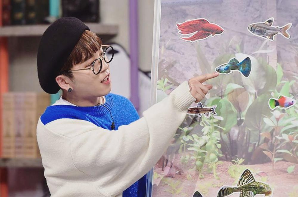 Nggak disangka-sangka, 5 idol K-Pop ini ternyata punya hobi unik abis