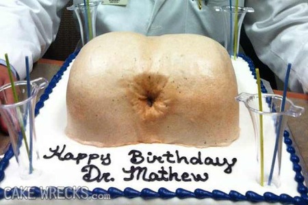 8 Kue ini bertemakan organ manusia, lihatnya bikin mual-mual