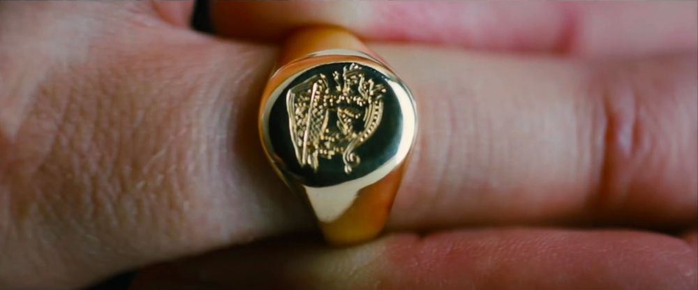  10 Senjata mematikan ini bukti Kingsman lebih keren dari James Bond