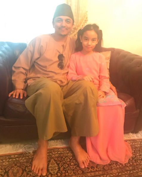 10 Bukti Engku Emran calon suami Laudya Cynthia Bella ini pria idaman