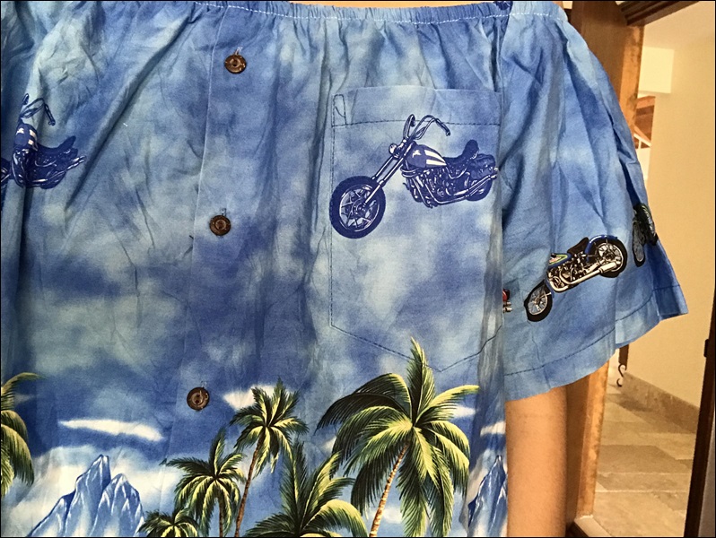 Beli baju di olshop, yang didapat memang beda tapi malah keren abis