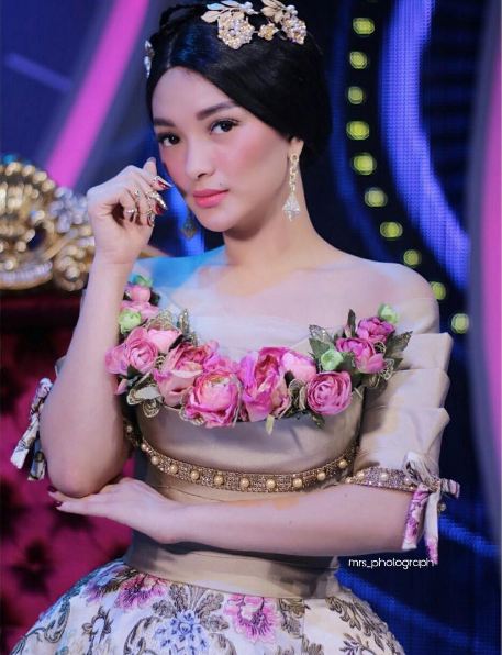 Pernah gagal menikah, 5 seleb cantik ini kini temukan tambatan hatinya