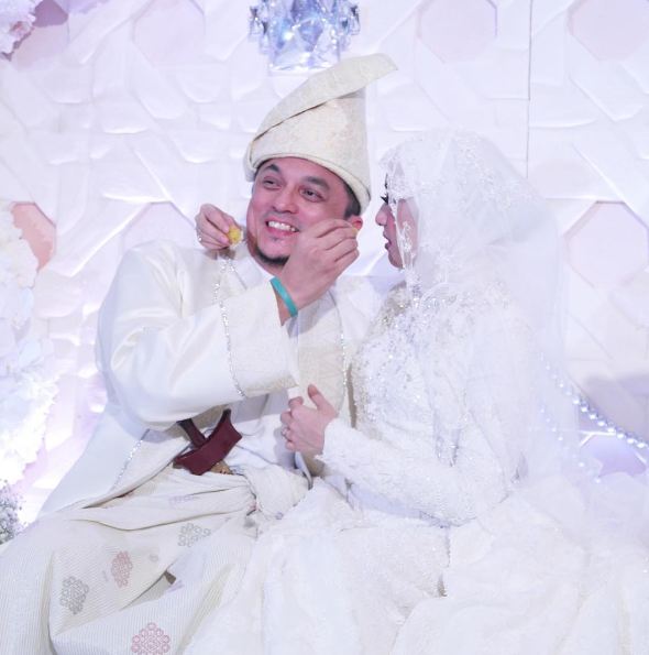 Resmi dinikahi Engku Emran, ini 10 potret bahagia Laudya Cynthia Bella