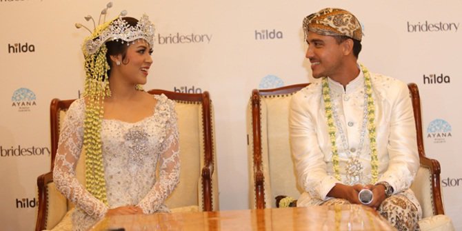 Cantiknya 7 seleb ini saat menikah dengan balutan busana adat Sunda