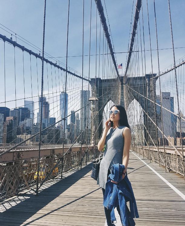 7 Potret keseruan Maudy Ayunda saat liburan ke New York