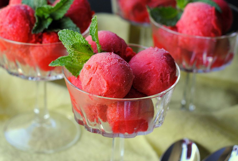 Sering salah kaprah, ini lho beda es krim, gelato, dan sorbet