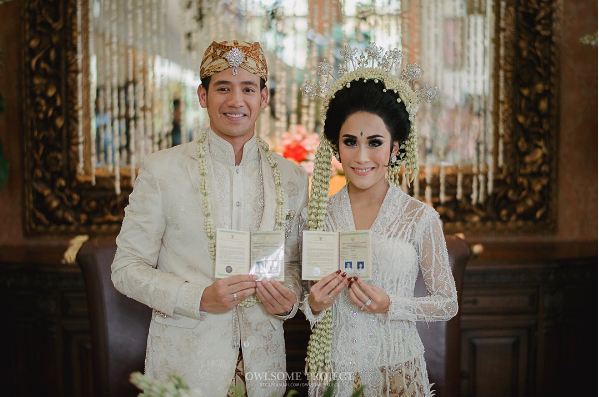 Penampilan 6 seleb di hari pernikahan ini dapat nyinyiran, kenapa ya?