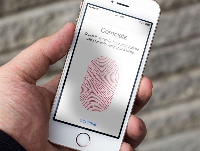 Ini bocoran fitur keren 'iPhone X' yang rilis tengah malam nanti