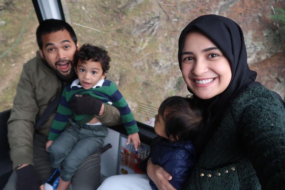 Dikabarkan poligami, ini 12 momen mesra Teuku Wisnu - Shireen Sungkar