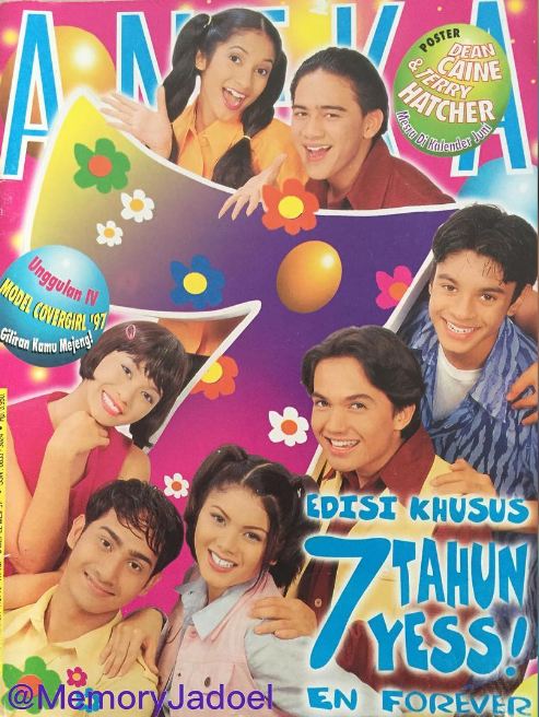 15 Gaya seleb Indonesia saat jadi model majalah jadul, bikin pangling