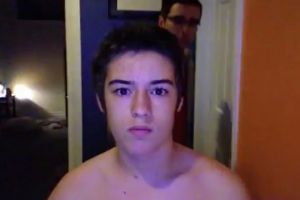 Cowok ini rajin selfie selama 9 tahun, foto akhirnya bikin takjub