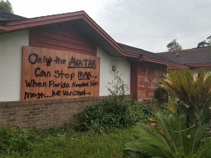 10 Lelucon soal bencana badai Irma ini ngawur parah, dunia sudah kacau