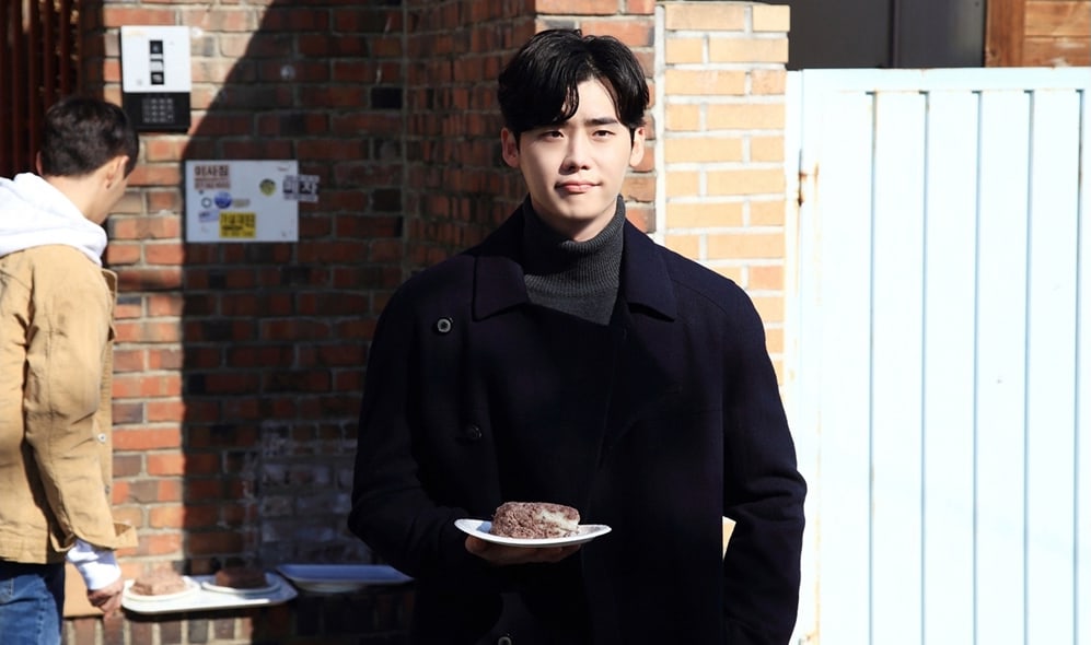 Drama segera tayang, giliran Suzy bagi foto intim dengan Lee Jong-suk