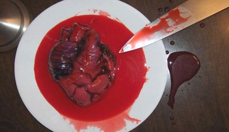 10 Bentuk kue ini dijamin bikin mual, mau coba?