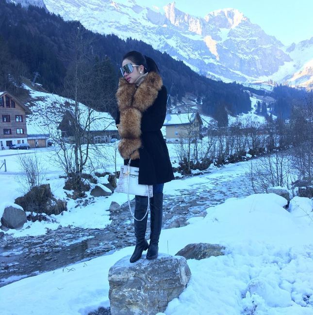 Ini 15 gaya Syahrini yang penuh bulu, manjah abis