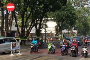Tak hanya ciduk pemotor nakal, speaker CCTV juga lakukan hal kreatif 