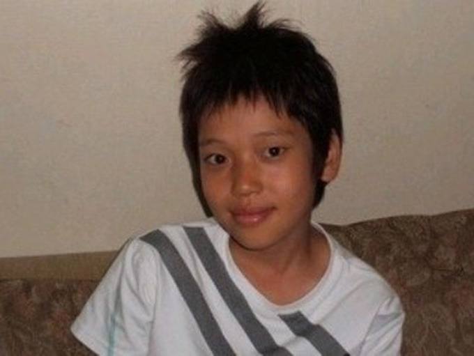 Gaya selfie jadul ala 10 idol K-Pop, bukti mereka juga pernah alay