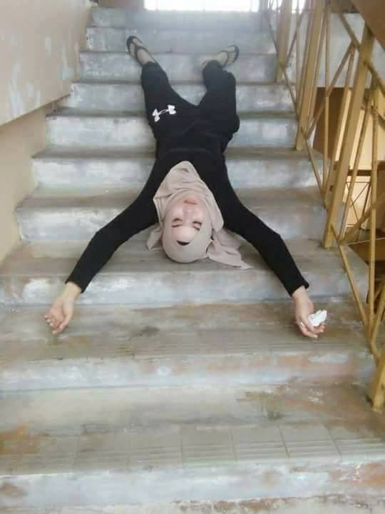 11 Pose konyol wanita ini bikin gagal paham, ada-ada aja