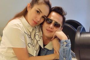 5 Seleb ini punya keinginan nyeleneh saat hamil, ada yang ngidam mobil