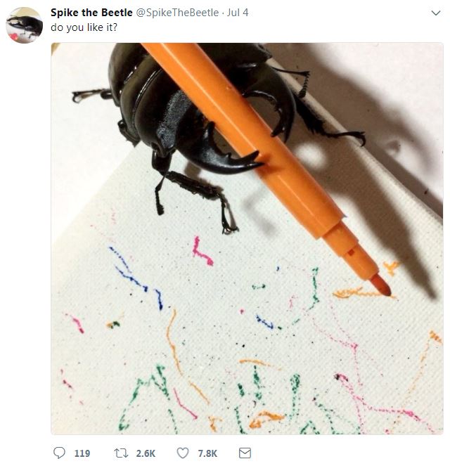 10 Kelakuan kumbang rusa ini bikin gemes, hobinya melukis