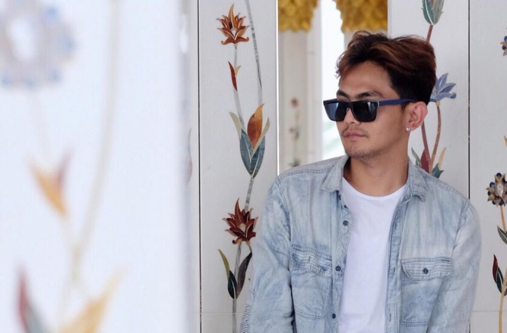 10 Foto Anjesta Sugianto, asisten Rina Nose yang bikin cewek berdesir