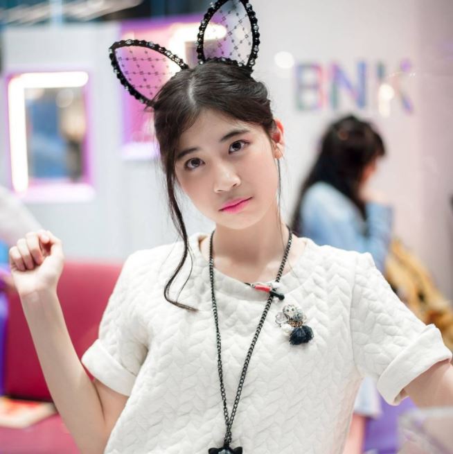 10 Foto Kidcat, seleb Thailand yang dibilang mirip Mimi Peri