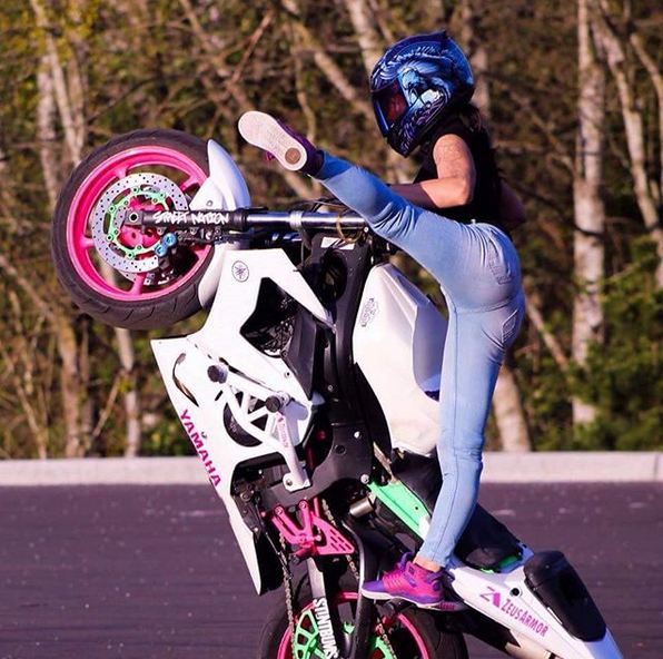 10 Aksi stuntrider cewek ini bikin kamu kagum sekaligus deg-degan