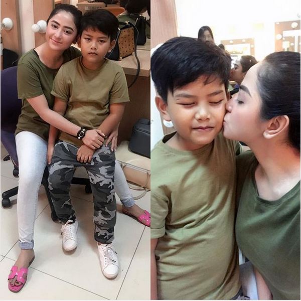 11 Momen kebersamaan Dewi Perssik dan anak angkatnya, super kompak