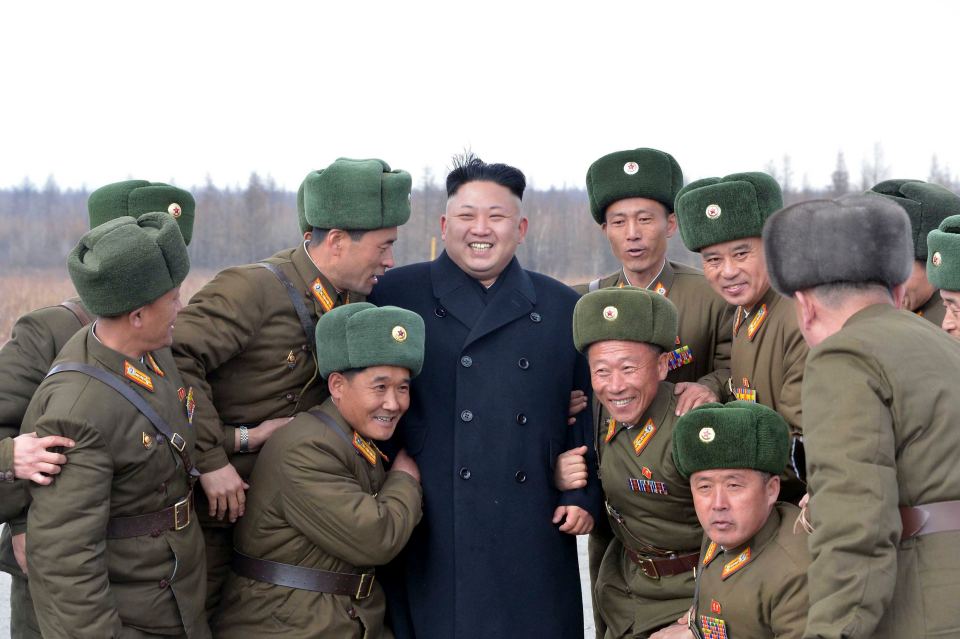 6 Kebiasaan ini normal di negara lain, tapi luar biasa di Korea Utara