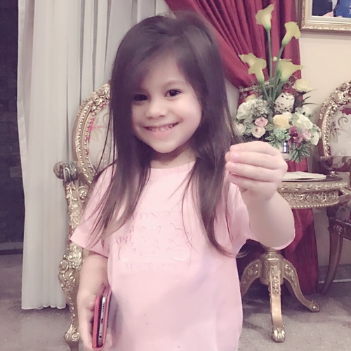 10 Potret Elif, putri Siti KDI & suami bulenya yang kini menggemaskan