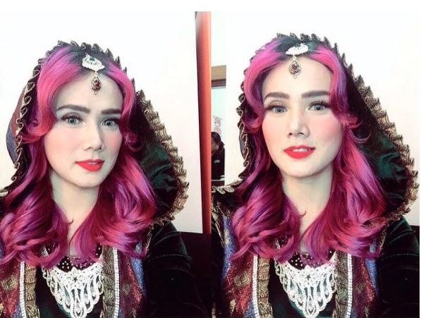 10 Transformasi gaya rambut Mulan Jameela, dari keriting hingga pirang
