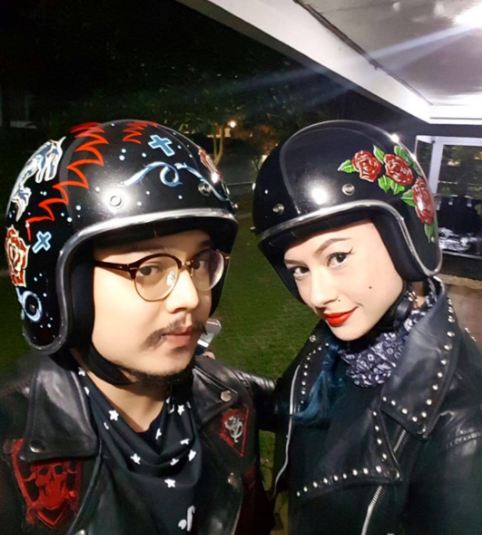 Jelang nikah, ini 10 momen mesra Derby Romero dan Claudia Adinda