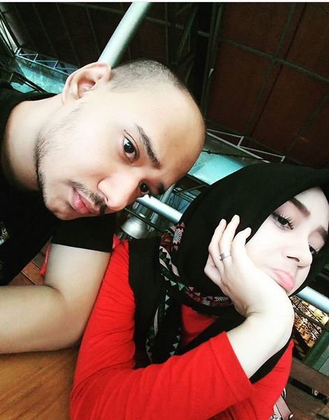 10 Momen kebersamaan Husein Idol & istrinya sebelum nikah, sweet abis
