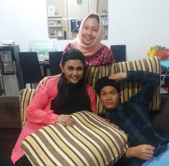 Lama tak muncul di TV, ini 10 penampilan Pasha AFI yang kini berhijab