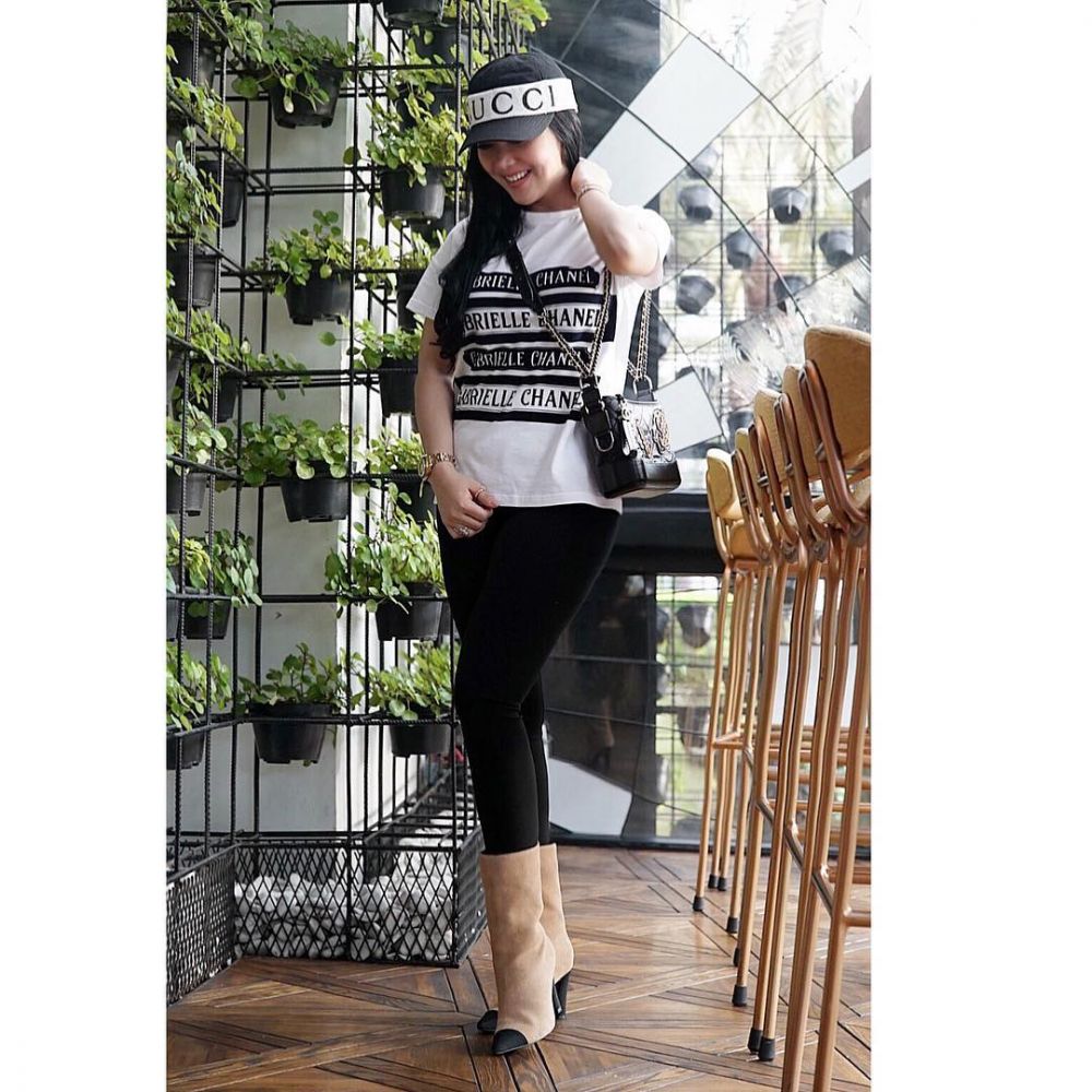 Diperiksa polisi, pakaian yang dikenakan Syahrini harganya fantastis