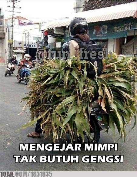 10 Meme jenaka nuruti gengsi ini nyindir kamu yang ngutamain gaya