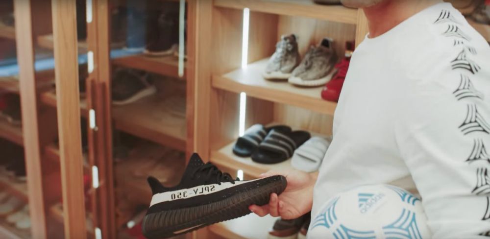 5 Koleksi mewah bintang Arsenal Mesut Oezil, rumahnya seharga Rp 180 M