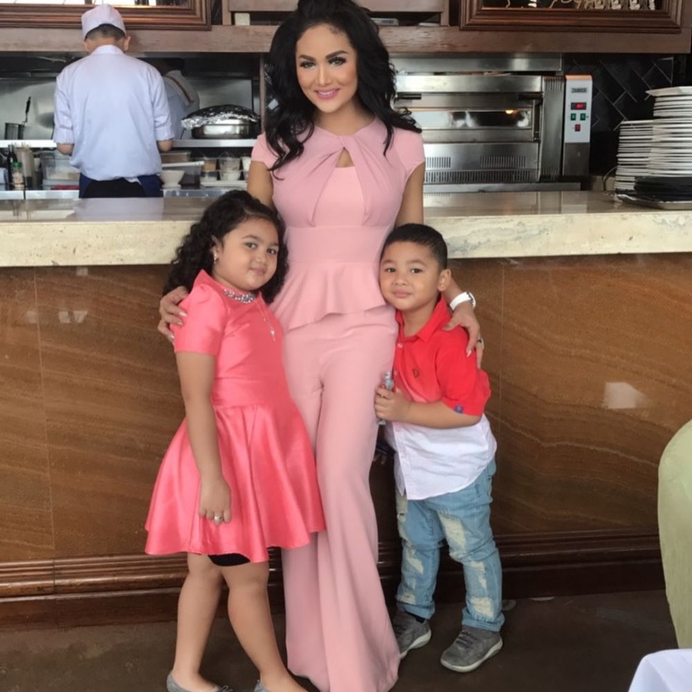 Usia hampir setengah abad, penampilan Krisdayanti kini malah makin hot