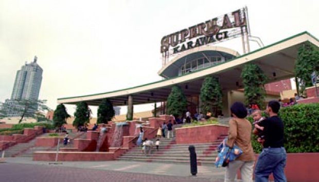9 Mall di Indonesia ini diliputi kisah horor yang bikin kamu merinding