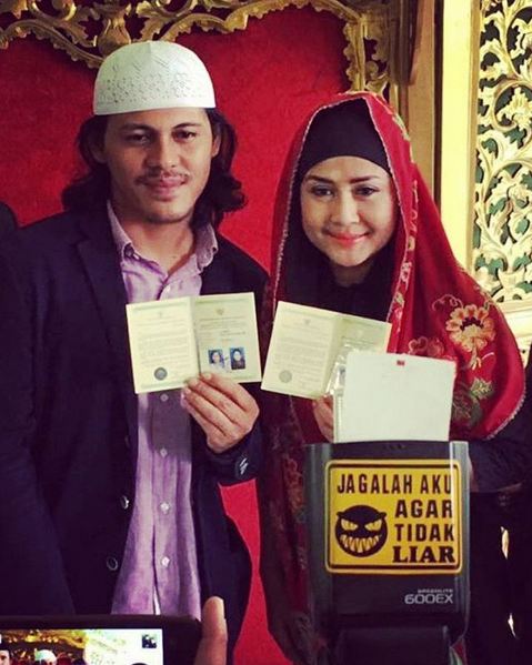 Lama menjanda, 5 seleb ini kembali temukan cinta hingga pernikahan