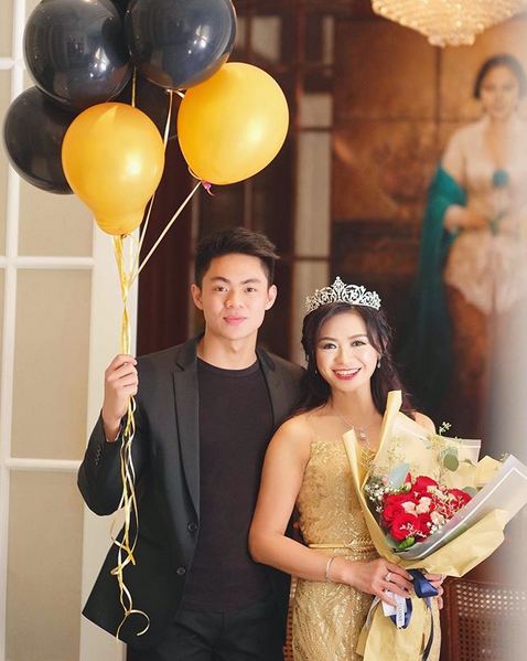 Terlihat bak ABG, wanita ini tak disangka usianya sudah setengah abad