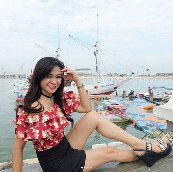 Terlihat bak ABG, wanita ini tak disangka usianya sudah setengah abad