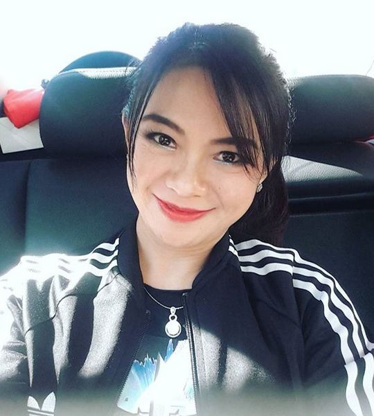 Terlihat bak ABG, wanita ini tak disangka usianya sudah setengah abad