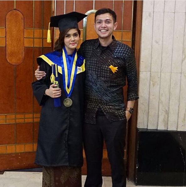 Siap menikah, ini 15 momen mesra Rifky Balweel dan calon istrinya