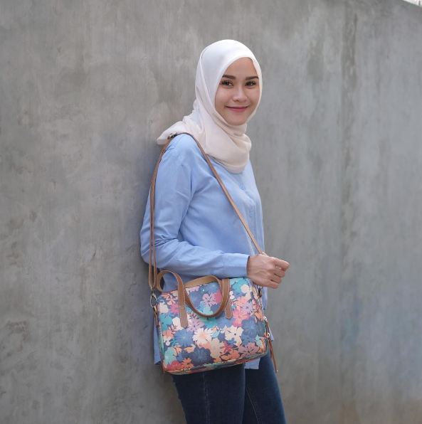 7 Seleb ini alami kondisi unik saat hamil, ada yang kesal lihat suami