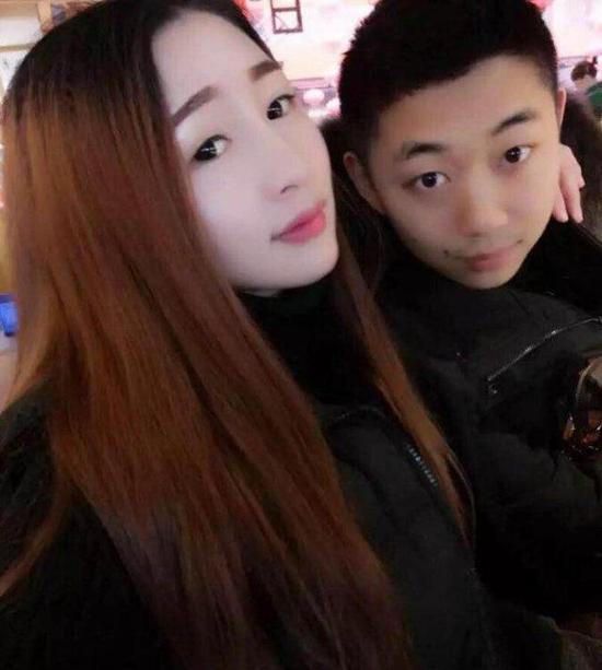 Kisah wanita setia dampingi kekasih yang alami luka bakar, bikin haru